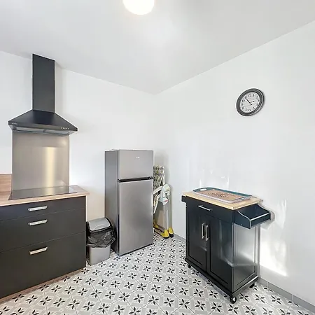 La Diniere - Calme - Jardin - 15mn Du Futuroscope Дом отдыха Buxerolles