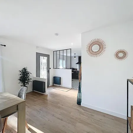 La Diniere - Calme - Jardin - 15mn Du Futuroscope 別荘 Buxerolles