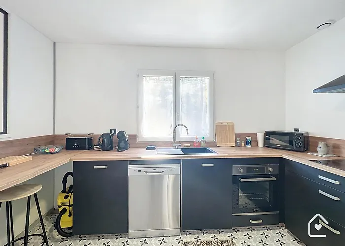 別荘 La Diniere - Calme - Jardin - 15mn Du Futuroscope