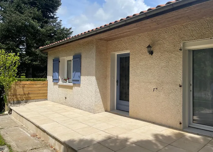 別荘 La Diniere - Calme - Jardin - 15mn Du Futuroscope