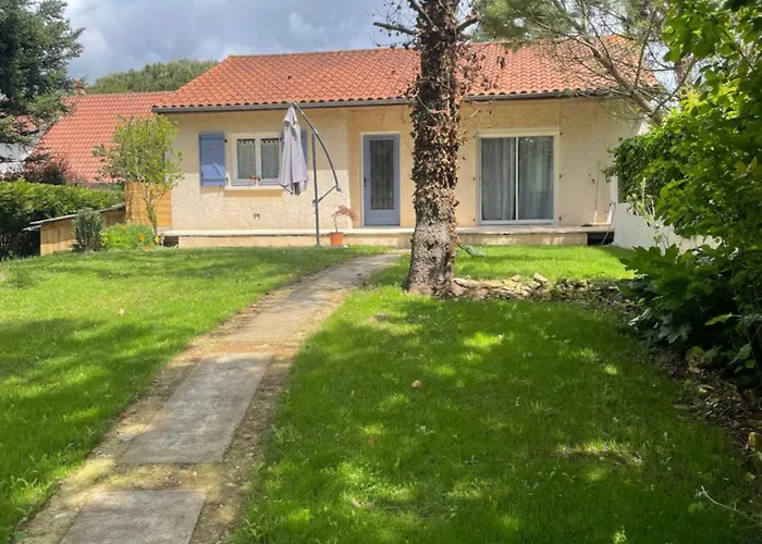 Сasa de vacaciones La Diniere - Calme - Jardin - 15mn Du Futuroscope *